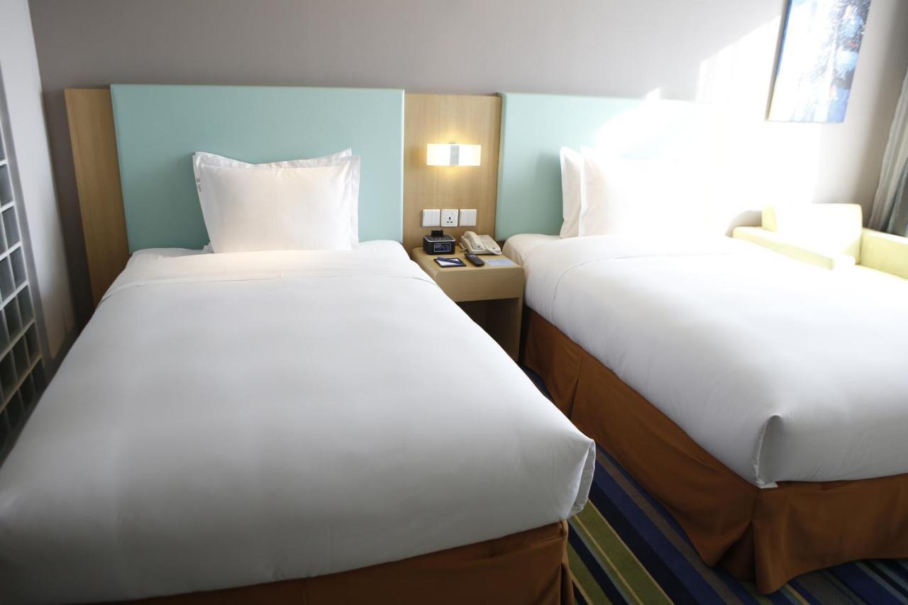 Holiday Inn Express Yingkou Onelong Plaza By Ihg Gaizhou Zewnętrze zdjęcie